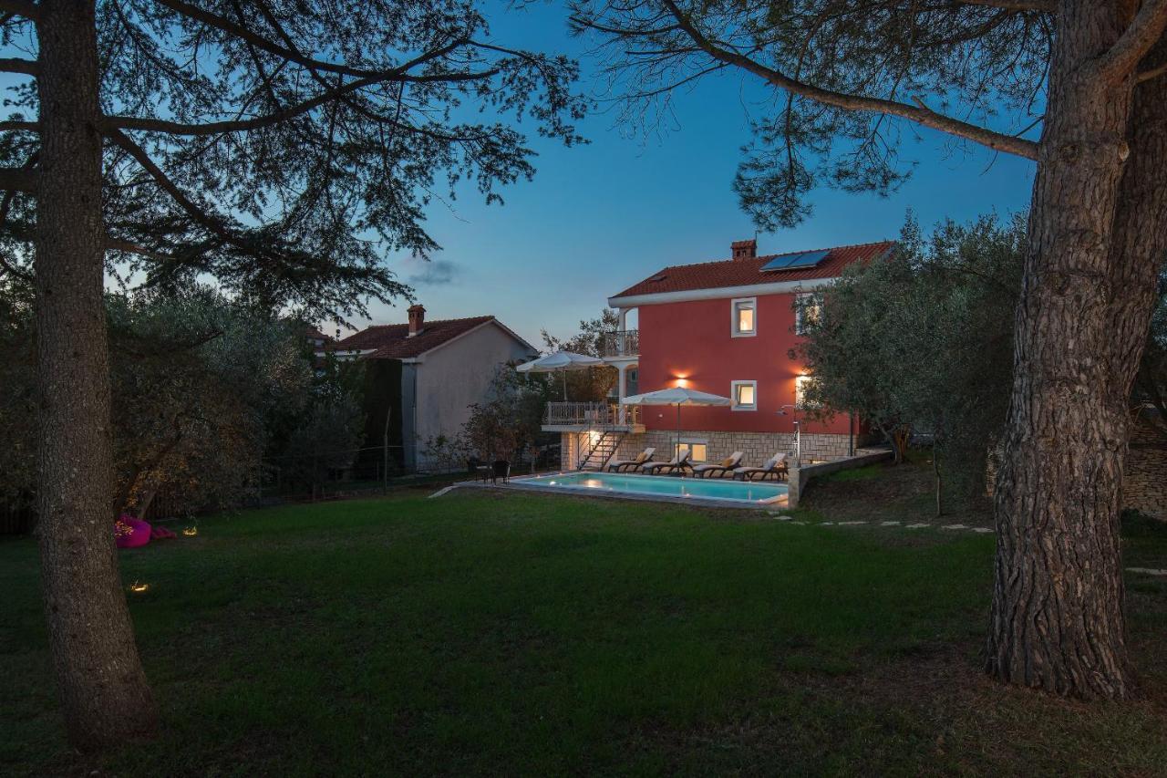 Villa Polion Peroj Exterior photo